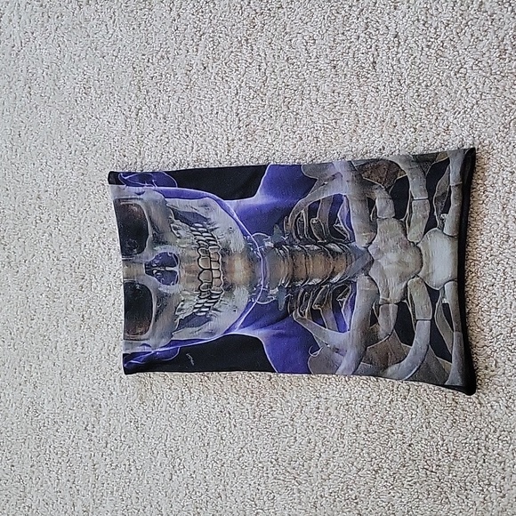 Skull bandana - Picture 1 of 3